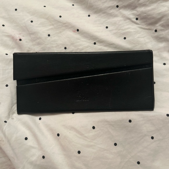 Women's Dior Lilac Cat Eye Sunglasses - Picture 6 of 6